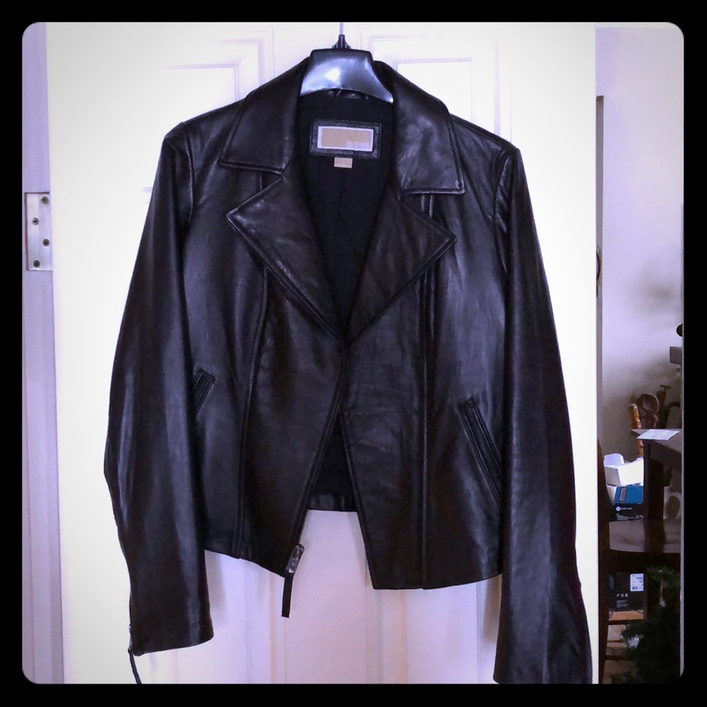 Doesn’t Fit Anymore. Has Only Been Worn Once! - image 1